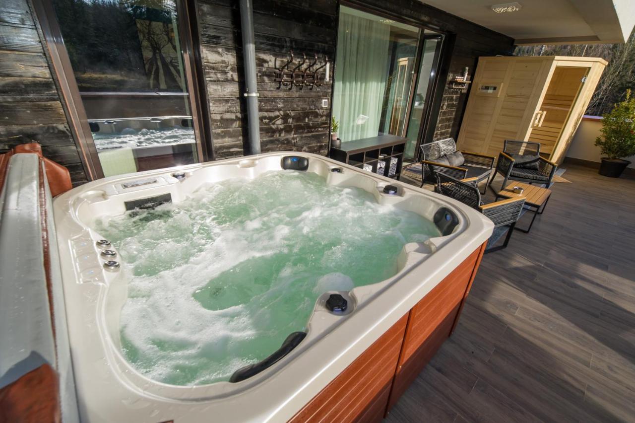 Mariah Spa Deluxe Apartment In Silver Mountain Poiana Brasov Exterior photo